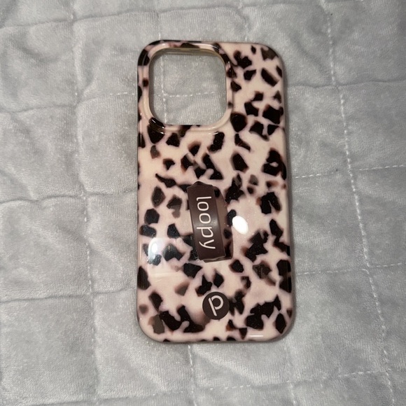 Loopy case - Picture 2 of 3